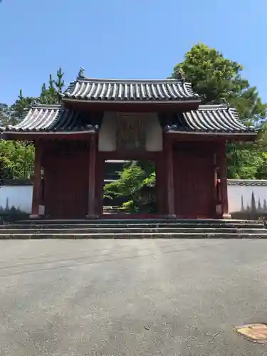 東光寺の山門・神門