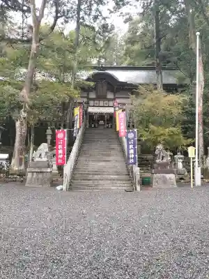 敢國神社の{uncategorized: "未分類", other: "その他", undefined: "問題あり", building: "その他建物", grave: "お墓", sacred_gate: "鳥居", guardian: "狛犬", statue: "像", buddha: "仏像", history: "歴史", nature: "自然", garden: "庭園", animal: "動物", pagoda: "塔", temizu: "手水舎", mountain_gate: "山門・神門", sanctuary: "本殿・本堂", subordinate: "末社・摂社", art: "芸術", scenery: "景色", jizo: "地蔵", ema: "絵馬", goshuin: "御朱印", omikuji: "おみくじ", items: "授与品その他", amulet: "お守り", goshuincho: "御朱印帳", eats: "食事", festival: "お祭り", votive_dance: "神楽", shichigosan: "七五三参", wedding: "結婚式", experience: "体験その他", initially: "初詣", around: "周辺", anti_infection: "感染症対策"}
