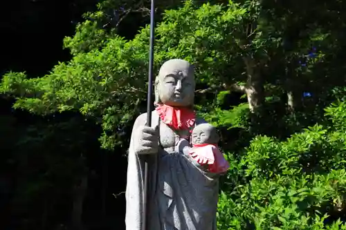 迎接寺の地蔵