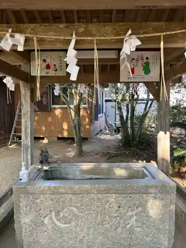 海上八幡宮の手水舎