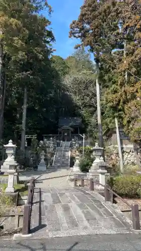八幡神社の{uncategorized: "未分類", other: "その他", undefined: "問題あり", building: "その他建物", grave: "お墓", sacred_gate: "鳥居", guardian: "狛犬", statue: "像", buddha: "仏像", history: "歴史", nature: "自然", garden: "庭園", animal: "動物", pagoda: "塔", temizu: "手水舎", mountain_gate: "山門・神門", sanctuary: "本殿・本堂", subordinate: "末社・摂社", art: "芸術", scenery: "景色", jizo: "地蔵", ema: "絵馬", goshuin: "御朱印", omikuji: "おみくじ", items: "授与品その他", amulet: "お守り", goshuincho: "御朱印帳", eats: "食事", festival: "お祭り", votive_dance: "神楽", shichigosan: "七五三参", wedding: "結婚式", experience: "体験その他", initially: "初詣", around: "周辺", anti_infection: "感染症対策"}