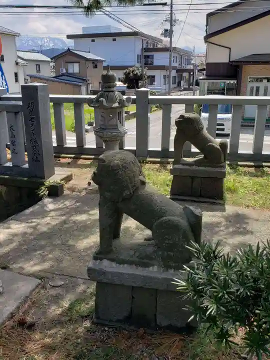 秋葉神社の狛犬