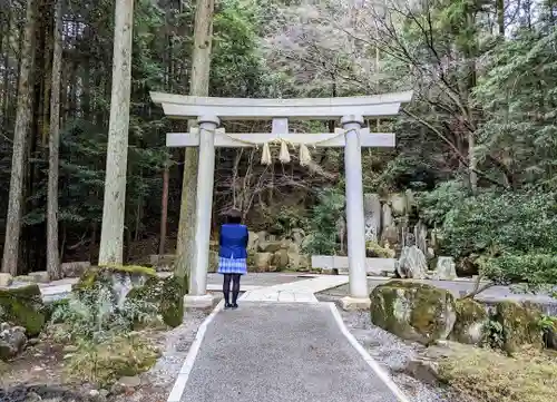 宝聖閣の鳥居