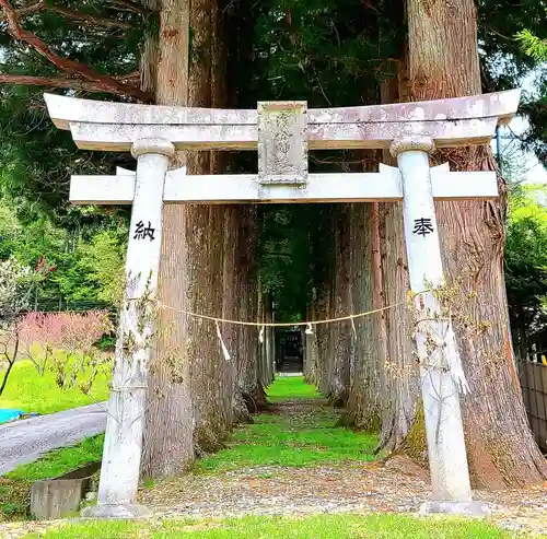 浪合神社の鳥居