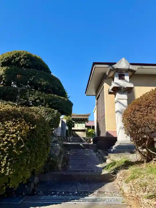 大口真神の{uncategorized: "未分類", other: "その他", undefined: "問題あり", building: "その他建物", grave: "お墓", sacred_gate: "鳥居", guardian: "狛犬", statue: "像", buddha: "仏像", history: "歴史", nature: "自然", garden: "庭園", animal: "動物", pagoda: "塔", temizu: "手水舎", mountain_gate: "山門・神門", sanctuary: "本殿・本堂", subordinate: "末社・摂社", art: "芸術", scenery: "景色", jizo: "地蔵", ema: "絵馬", goshuin: "御朱印", omikuji: "おみくじ", items: "授与品その他", amulet: "お守り", goshuincho: "御朱印帳", eats: "食事", festival: "お祭り", votive_dance: "神楽", shichigosan: "七五三参", wedding: "結婚式", experience: "体験その他", initially: "初詣", around: "周辺", anti_infection: "感染症対策"}