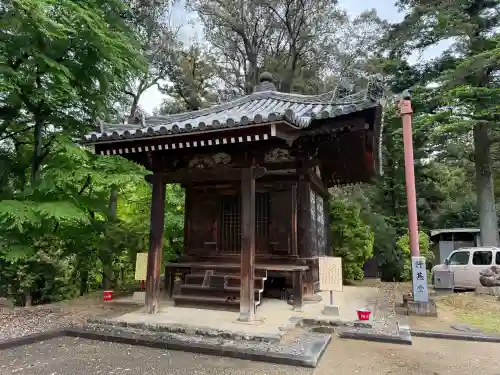 東大寺 行基堂の{uncategorized: "未分類", other: "その他", undefined: "問題あり", building: "その他建物", grave: "お墓", sacred_gate: "鳥居", guardian: "狛犬", statue: "像", buddha: "仏像", history: "歴史", nature: "自然", garden: "庭園", animal: "動物", pagoda: "塔", temizu: "手水舎", mountain_gate: "山門・神門", sanctuary: "本殿・本堂", subordinate: "末社・摂社", art: "芸術", scenery: "景色", jizo: "地蔵", ema: "絵馬", goshuin: "御朱印", omikuji: "おみくじ", items: "授与品その他", amulet: "お守り", goshuincho: "御朱印帳", eats: "食事", festival: "お祭り", votive_dance: "神楽", shichigosan: "七五三参", wedding: "結婚式", experience: "体験その他", initially: "初詣", around: "周辺", anti_infection: "感染症対策"}