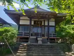 行基寺の本殿