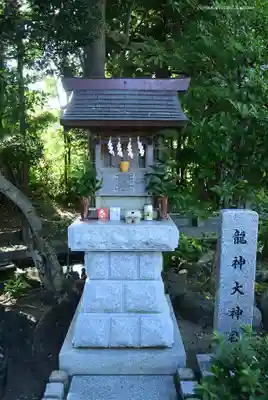 相模国総社六所神社の末社・摂社