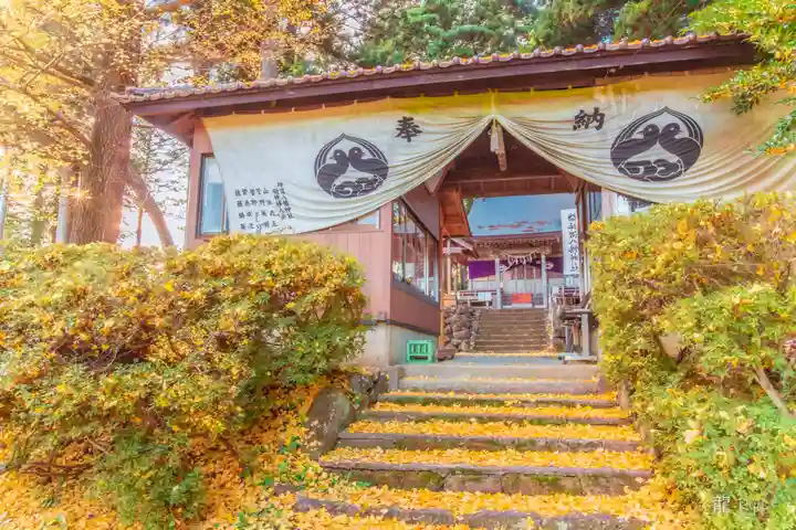 坪沼八幡神社の山門・神門