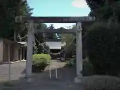 鷺宮神社の鳥居