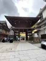 小倉祇園八坂神社の山門・神門