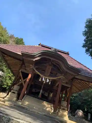 三神社の本殿