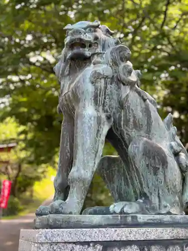 虻田神社の狛犬