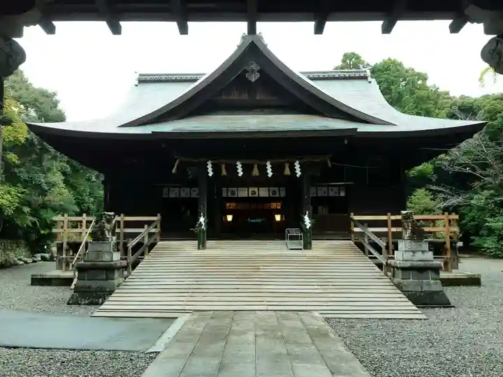 府八幡宮の本殿・本堂