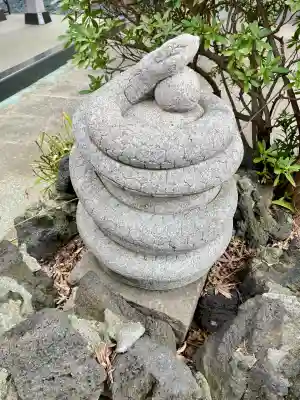 竜泉院の{uncategorized: "未分類", other: "その他", undefined: "問題あり", building: "その他建物", grave: "お墓", sacred_gate: "鳥居", guardian: "狛犬", statue: "像", buddha: "仏像", history: "歴史", nature: "自然", garden: "庭園", animal: "動物", pagoda: "塔", temizu: "手水舎", mountain_gate: "山門・神門", sanctuary: "本殿・本堂", subordinate: "末社・摂社", art: "芸術", scenery: "景色", jizo: "地蔵", ema: "絵馬", goshuin: "御朱印", omikuji: "おみくじ", items: "授与品その他", amulet: "お守り", goshuincho: "御朱印帳", eats: "食事", festival: "お祭り", votive_dance: "神楽", shichigosan: "七五三参", wedding: "結婚式", experience: "体験その他", initially: "初詣", around: "周辺", anti_infection: "感染症対策"}