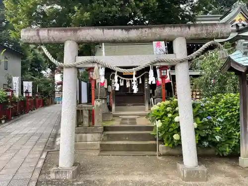 川越八幡宮の鳥居