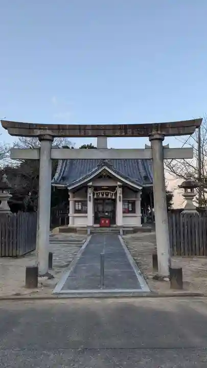 津島社(大草津島神社)の鳥居