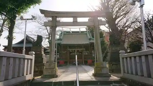 岩淵八雲神社の鳥居