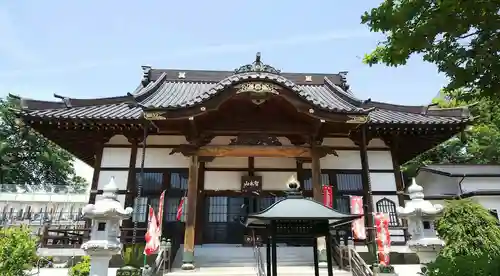 性蓮寺の本殿