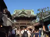 題経寺(柴又帝釈天)の山門・神門