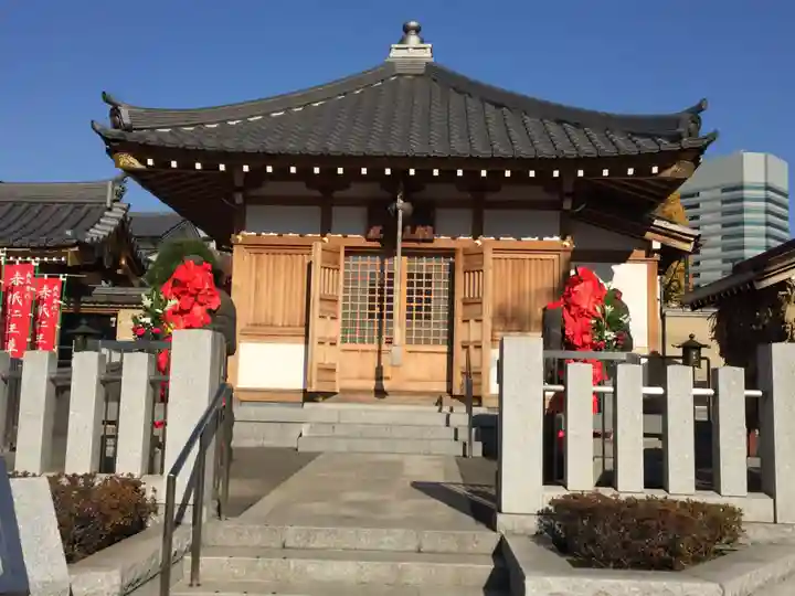 東覚寺の本殿・本堂