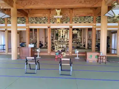 西光寺の本殿・本堂