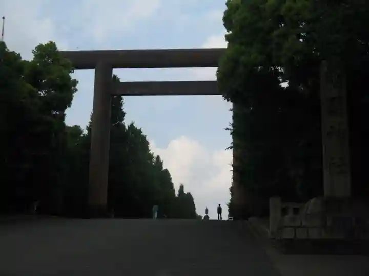 靖國神社の鳥居