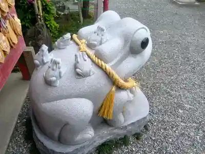 尾張猿田彦神社の{uncategorized: "未分類", other: "その他", undefined: "問題あり", building: "その他建物", grave: "お墓", sacred_gate: "鳥居", guardian: "狛犬", statue: "像", buddha: "仏像", history: "歴史", nature: "自然", garden: "庭園", animal: "動物", pagoda: "塔", temizu: "手水舎", mountain_gate: "山門・神門", sanctuary: "本殿・本堂", subordinate: "末社・摂社", art: "芸術", scenery: "景色", jizo: "地蔵", ema: "絵馬", goshuin: "御朱印", omikuji: "おみくじ", items: "授与品その他", amulet: "お守り", goshuincho: "御朱印帳", eats: "食事", festival: "お祭り", votive_dance: "神楽", shichigosan: "七五三参", wedding: "結婚式", experience: "体験その他", initially: "初詣", around: "周辺", anti_infection: "感染症対策"}