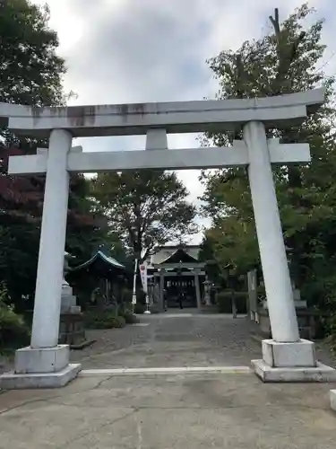 立川熊野神社の鳥居