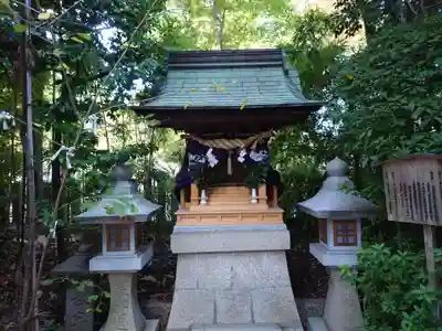 空鞘稲生神社の末社・摂社
