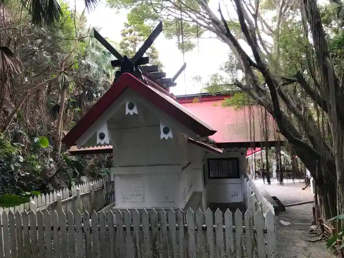 御崎神社の本殿