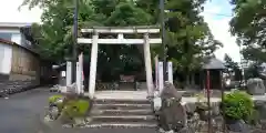 左軍神社の鳥居