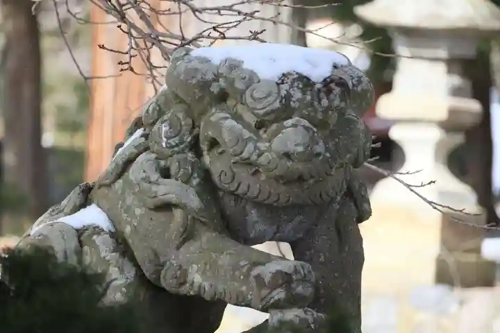 高司神社〜むすびの神の鎮まる社〜の狛犬