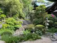 比治山神社の{uncategorized: "未分類", other: "その他", undefined: "問題あり", building: "その他建物", grave: "お墓", sacred_gate: "鳥居", guardian: "狛犬", statue: "像", buddha: "仏像", history: "歴史", nature: "自然", garden: "庭園", animal: "動物", pagoda: "塔", temizu: "手水舎", mountain_gate: "山門・神門", sanctuary: "本殿・本堂", subordinate: "末社・摂社", art: "芸術", scenery: "景色", jizo: "地蔵", ema: "絵馬", goshuin: "御朱印", omikuji: "おみくじ", items: "授与品その他", amulet: "お守り", goshuincho: "御朱印帳", eats: "食事", festival: "お祭り", votive_dance: "神楽", shichigosan: "七五三参", wedding: "結婚式", experience: "体験その他", initially: "初詣", around: "周辺", anti_infection: "感染症対策"}