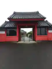 蓮台寺の山門