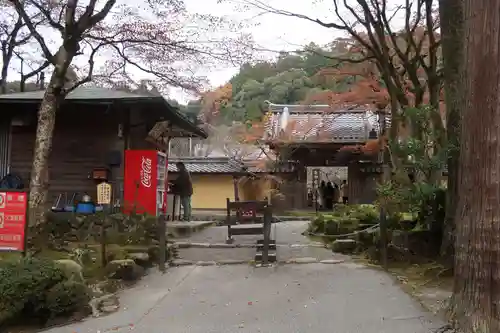 西明寺の建物その他