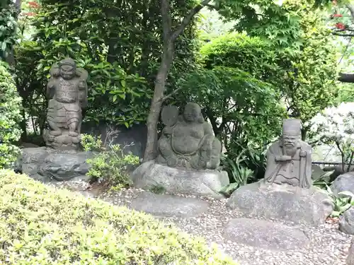 金剛寺の像