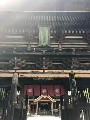 青井阿蘇神社の山門・神門