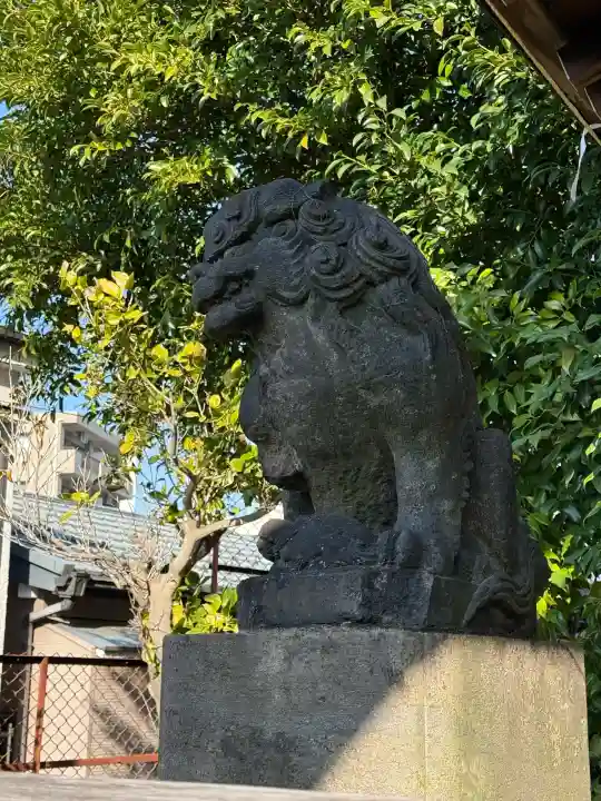 石川町諏訪神社の{uncategorized: "未分類", other: "その他", undefined: "問題あり", building: "その他建物", grave: "お墓", sacred_gate: "鳥居", guardian: "狛犬", statue: "像", buddha: "仏像", history: "歴史", nature: "自然", garden: "庭園", animal: "動物", pagoda: "塔", temizu: "手水舎", mountain_gate: "山門・神門", sanctuary: "本殿・本堂", subordinate: "末社・摂社", art: "芸術", scenery: "景色", jizo: "地蔵", ema: "絵馬", goshuin: "御朱印", omikuji: "おみくじ", items: "授与品その他", amulet: "お守り", goshuincho: "御朱印帳", eats: "食事", festival: "お祭り", votive_dance: "神楽", shichigosan: "七五三参", wedding: "結婚式", experience: "体験その他", initially: "初詣", around: "周辺", anti_infection: "感染症対策"}