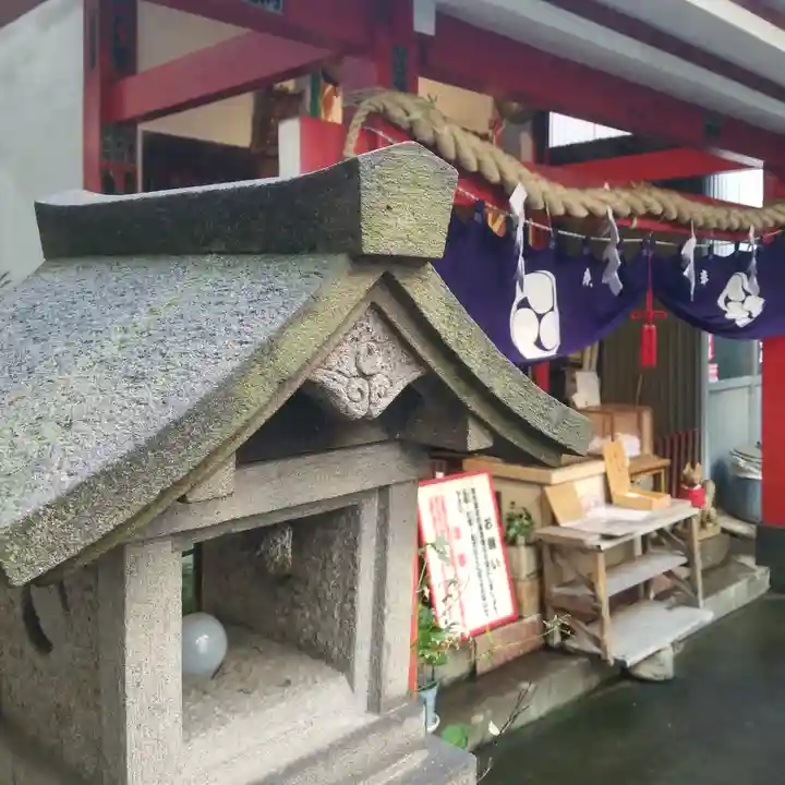 讃岐小白稲荷神社のその他建物