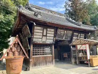 笠間稲荷神社の{uncategorized: "未分類", other: "その他", undefined: "問題あり", building: "その他建物", grave: "お墓", sacred_gate: "鳥居", guardian: "狛犬", statue: "像", buddha: "仏像", history: "歴史", nature: "自然", garden: "庭園", animal: "動物", pagoda: "塔", temizu: "手水舎", mountain_gate: "山門・神門", sanctuary: "本殿・本堂", subordinate: "末社・摂社", art: "芸術", scenery: "景色", jizo: "地蔵", ema: "絵馬", goshuin: "御朱印", omikuji: "おみくじ", items: "授与品その他", amulet: "お守り", goshuincho: "御朱印帳", eats: "食事", festival: "お祭り", votive_dance: "神楽", shichigosan: "七五三参", wedding: "結婚式", experience: "体験その他", initially: "初詣", around: "周辺", anti_infection: "感染症対策"}