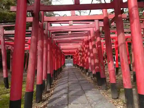 美濃輪稲荷神社の鳥居