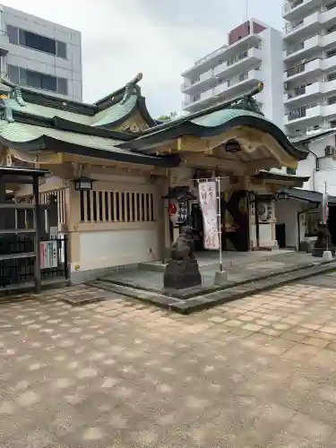 高輪神社の{uncategorized: "未分類", other: "その他", undefined: "問題あり", building: "その他建物", grave: "お墓", sacred_gate: "鳥居", guardian: "狛犬", statue: "像", buddha: "仏像", history: "歴史", nature: "自然", garden: "庭園", animal: "動物", pagoda: "塔", temizu: "手水舎", mountain_gate: "山門・神門", sanctuary: "本殿・本堂", subordinate: "末社・摂社", art: "芸術", scenery: "景色", jizo: "地蔵", ema: "絵馬", goshuin: "御朱印", omikuji: "おみくじ", items: "授与品その他", amulet: "お守り", goshuincho: "御朱印帳", eats: "食事", festival: "お祭り", votive_dance: "神楽", shichigosan: "七五三参", wedding: "結婚式", experience: "体験その他", initially: "初詣", around: "周辺", anti_infection: "感染症対策"}