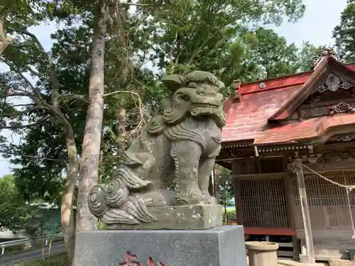 諏訪神社の狛犬