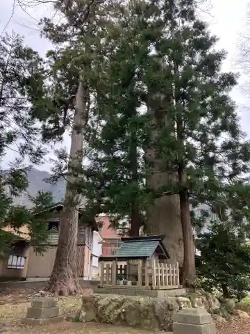 上諏訪神社(彌彦神社末社)(新潟県)