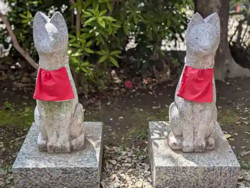 花園稲荷神社の狛犬