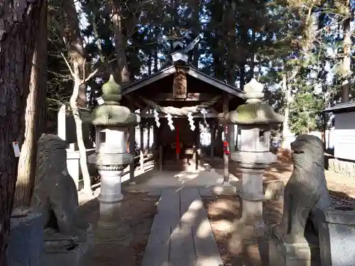 熊野神社の本殿