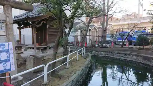 磐井神社の庭園