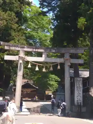 諏訪大社下社春宮(長野県)