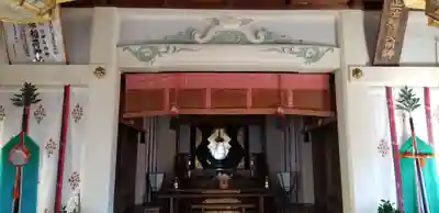 篠原稲荷神社の本殿・本堂